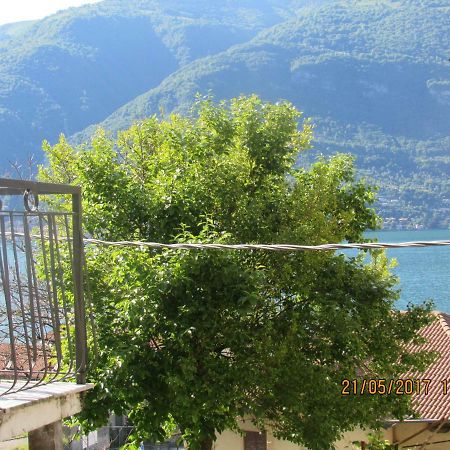 Casa Katia Appartement Lezzeno Buitenkant foto